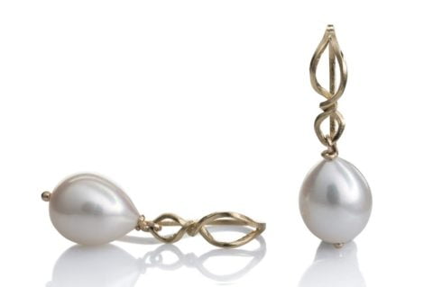 Kaprifol Earring Double Twist Gold Pearl
