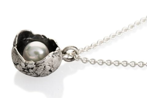 Waterlily Necklace Silver Pearl Large